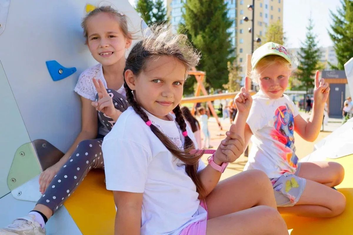 Друзья! Сегодня замечательный день – мы официально открыли «Менделеев-парк» Друзья! Сегодня замечательный день – мы официально открыли «Менделеев-парк»