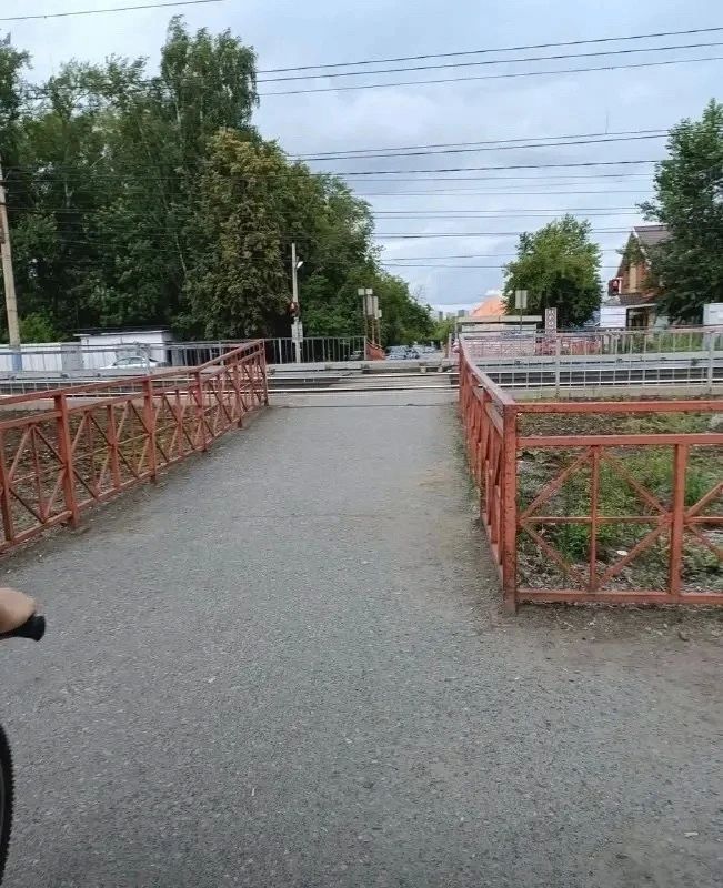 «Приходится поднимать коляску на руках»: жители Плеханова бьют тревогу изза недоступной среды в ЖК «Москва» «Приходится поднимать коляску на руках»: жители Плеханова бьют тревогу изза недоступной среды в ЖК «Москва»