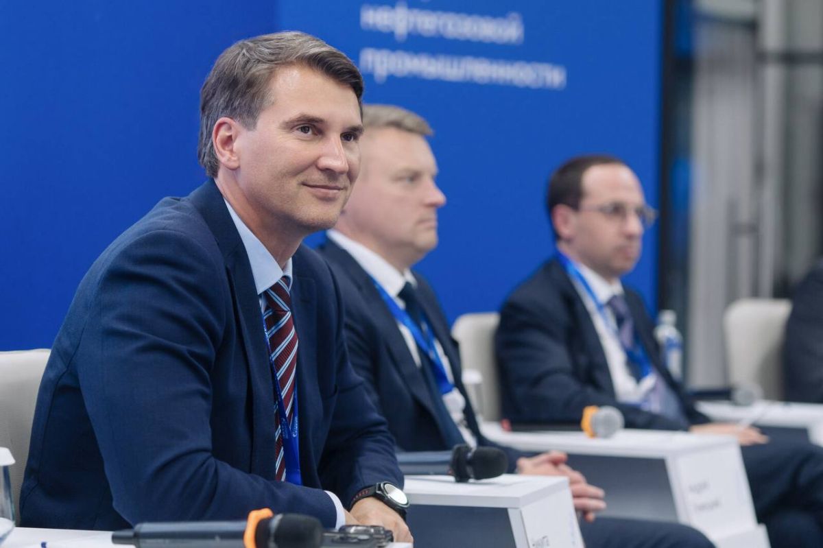 Растущую роль нефтепромысловой химии в разработке трудноизвлекаемых запасов обозначили эксперты отрасли на Международном промышленно-энергетическом форуме TNF Растущую роль нефтепромысловой химии в разработке трудноизвлекаемых запасов обозначили эксперты отрасли на Международном промышленно-энергетическом форуме TNF