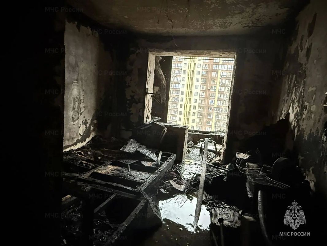 В Тюмени ликвидирован пожар на улице Новосёлов В Тюмени ликвидирован пожар на улице Новосёлов