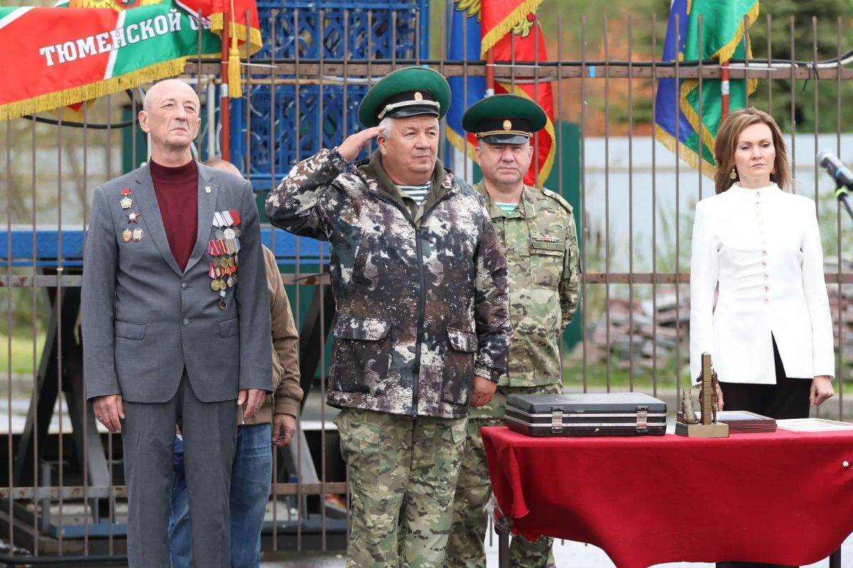 Максим Афанасьев: Юбилейный, 45-й гуманитарный конвой отправили сегодня от парка Пограничников в зону проведения специальной военной операции Максим Афанасьев: Юбилейный, 45-й гуманитарный конвой отправили сегодня от парка Пограничников в зону проведения специальной военной операции