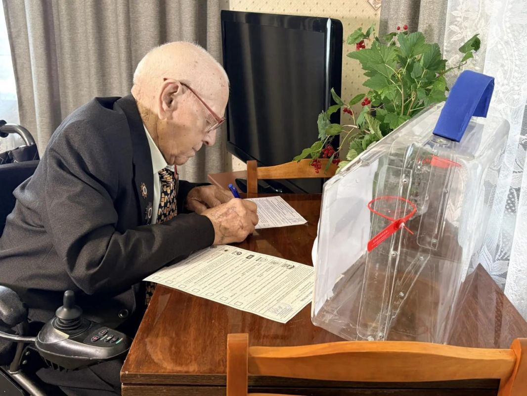 99-летний ветеран сделал свой выбор 99-летний ветеран сделал свой выбор