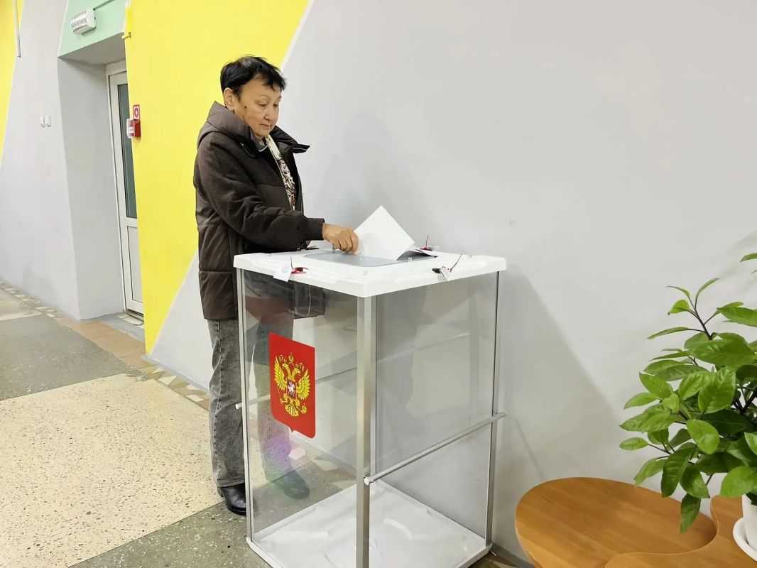 Начался второй день голосования на выборах депутатов Государственной Думы, Тюменской областной Думы и Тобольской городской думы (по округам №3 и №10) Начался второй день голосования на выборах депутатов Государственной Думы, Тюменской областной Думы и Тобольской городской думы (по округам №3 и №10)
