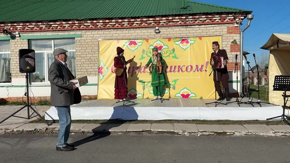 Мухамади Фатхутдинов из Чикчи стал обладателем нового пылесоса — и от радости даже пустился в пляс!
