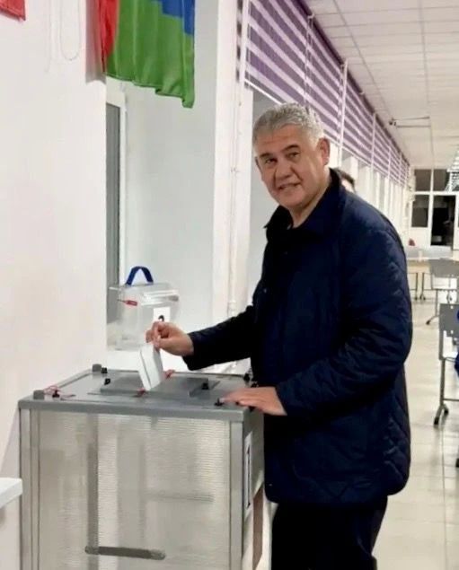 Свой выбор сделал главный врач Федерального центра нейрохирургии в Тюмени, профессор Альберт Суфианов