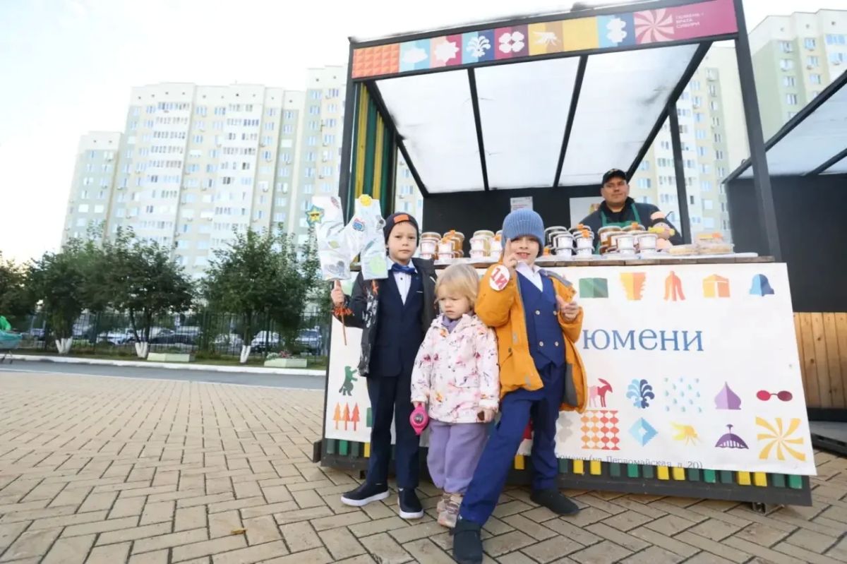Мишка очень любит мёд. Почему – кто поймёт? В самом деле, почему мёд так нравится ему? Мишка очень любит мёд. Почему – кто поймёт? В самом деле, почему мёд так нравится ему?