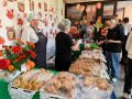 Гастрономический фестиваль в самом разгаре! Комбинат школьного питания представляет свою продукцию в школе № 38, корпус 2 (первое фото), и в школе № 45, корпус 3 (остальные фото)