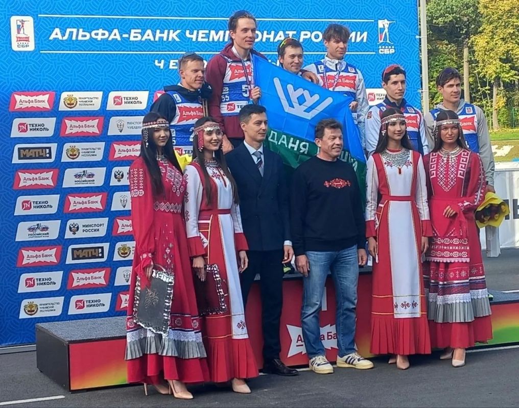 Руслан Кухарук: Сборная Югры – на пьедестале Чемпионата России по биатлону! Руслан Кухарук: Сборная Югры – на пьедестале Чемпионата России по биатлону!