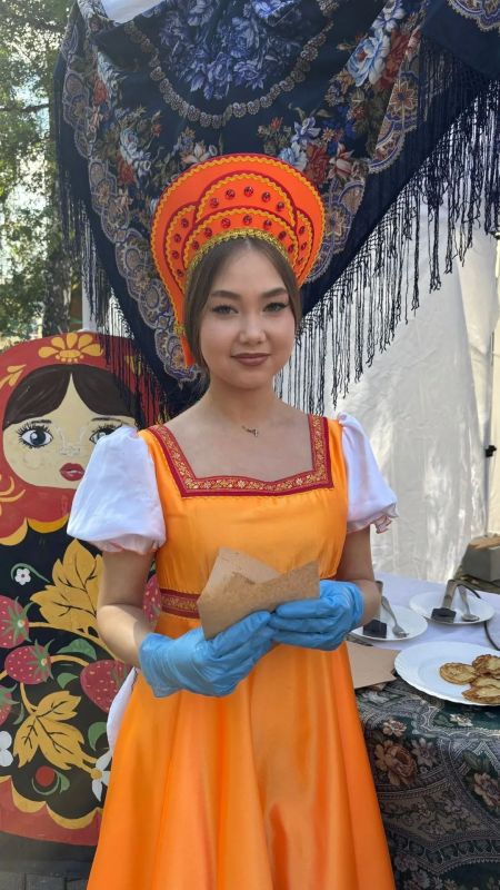 В рамках фестиваля «Тюменская осень» сегодня на праздничных площадках города проходит гастрономический фестиваль «Оладушки» В рамках фестиваля «Тюменская осень» сегодня на праздничных площадках города проходит гастрономический фестиваль «Оладушки»