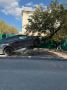 В Тюмени автомобиль врезался в дерево на улице Ленина