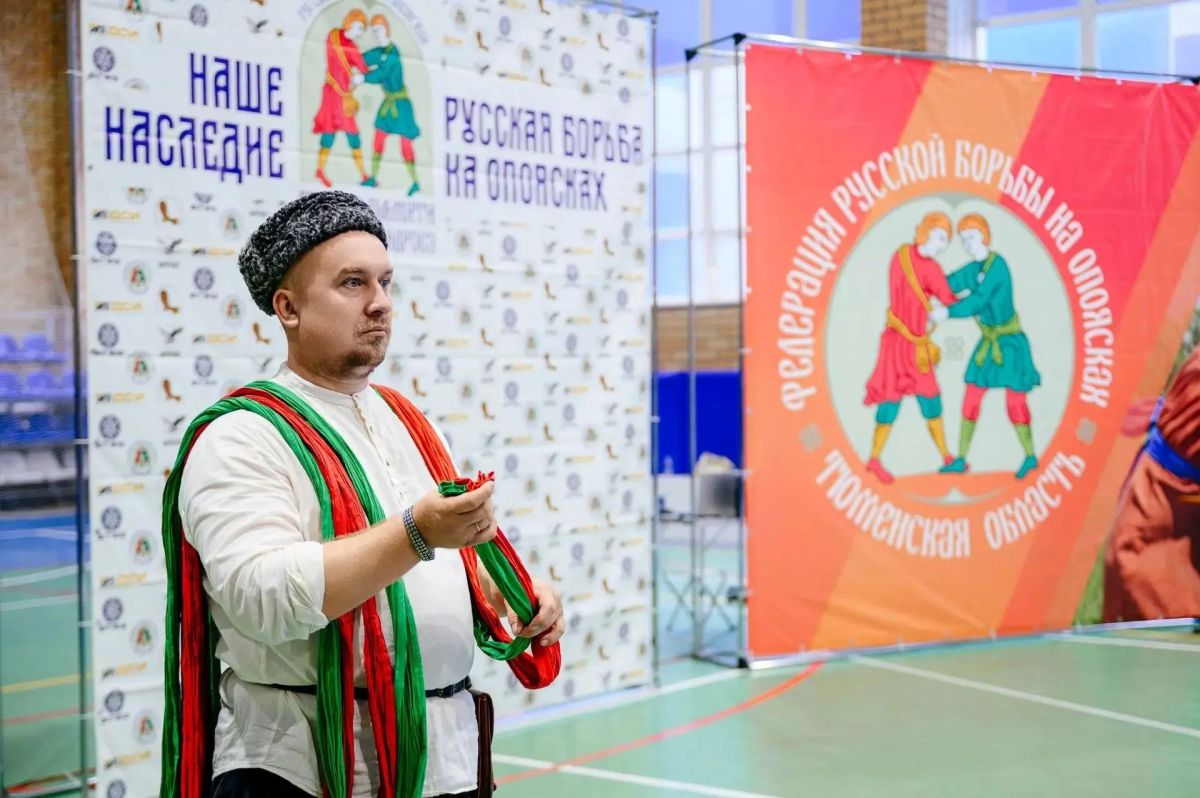В Тюмени состоялся турнир по русской борьбе на опоясках памяти этнографа Александрова В Тюмени состоялся турнир по русской борьбе на опоясках памяти этнографа Александрова