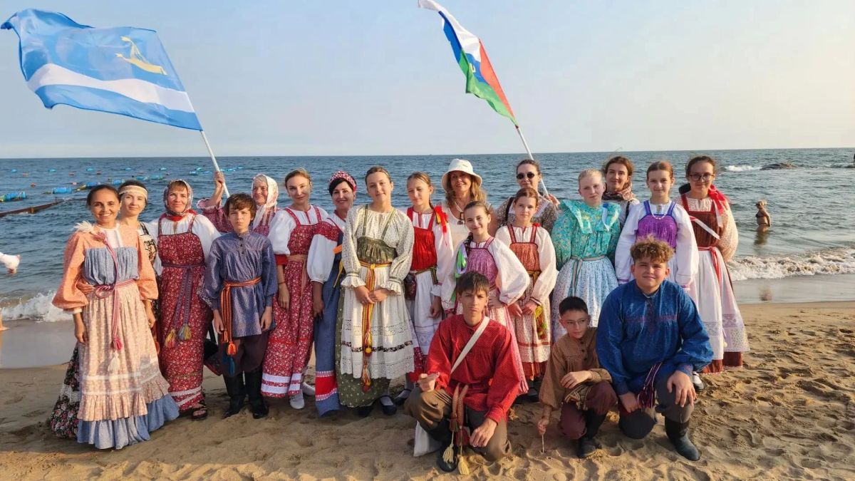 Пять первых мест!. Именно столько напел фольклорный ансамбль «Светлица» школы № 73 «Лира» в Китае на ll Международном фестиваля традиционных культур «Золотая площадь» Пять первых мест!. Именно столько напел фольклорный ансамбль «Светлица» школы № 73 «Лира» в Китае на ll Международном фестиваля традиционных культур «Золотая площадь»