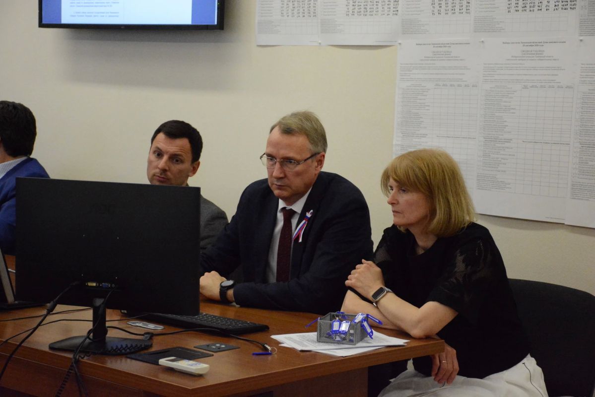 ОПРЕДЕЛЕНЫ РЕЗУЛЬТАТЫ ВЫБОРОВ ДЕПУТАТОВ ГОСУДАРСТВЕННОЙ ДУМЫ В ТЮМЕНСКОЙ ОБЛАСТИ ОПРЕДЕЛЕНЫ РЕЗУЛЬТАТЫ ВЫБОРОВ ДЕПУТАТОВ ГОСУДАРСТВЕННОЙ ДУМЫ В ТЮМЕНСКОЙ ОБЛАСТИ
