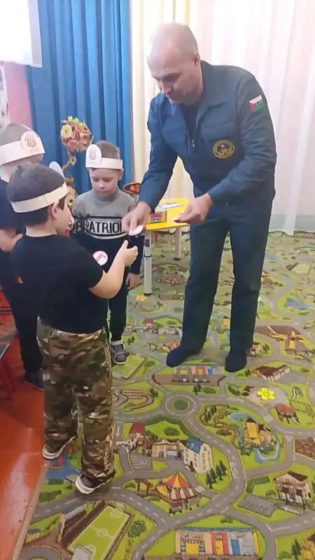 Огонь —друг, огонь — враг? Разбирались в детском саду села Коркино! Огонь —друг, огонь — враг? Разбирались в детском саду села Коркино!