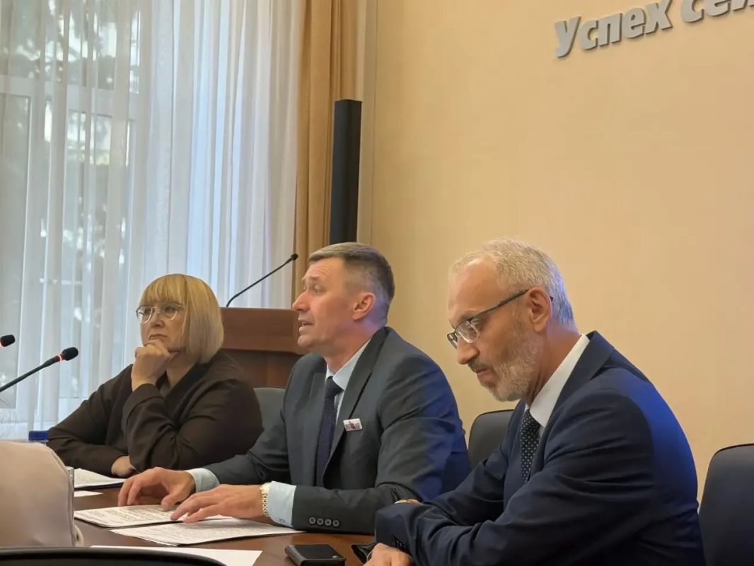 В Тюменской области обсудили вопросы социокультурной адаптации иностранных граждан В Тюменской области обсудили вопросы социокультурной адаптации иностранных граждан