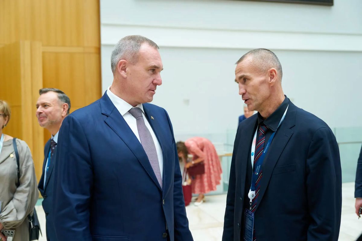 Руслан Кухарук: Команда Югры работает на XII СанктПетербургском международном форуме объединенных культур Руслан Кухарук: Команда Югры работает на XII СанктПетербургском международном форуме объединенных культур