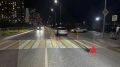 В Тюмени две школьницы на одном электросамокате попали под колёса иномарки на «зебре»