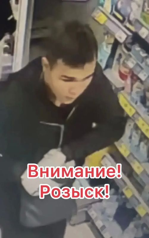 Сотрудники МО МВД России «Тюменский» разыскивают молодого человека, который 10 сентября в магазине «Пятёрочка», расположенном по адресу: д. Патрушева, ул. Александра Пушкина, д. 20, похитил масло и сыр