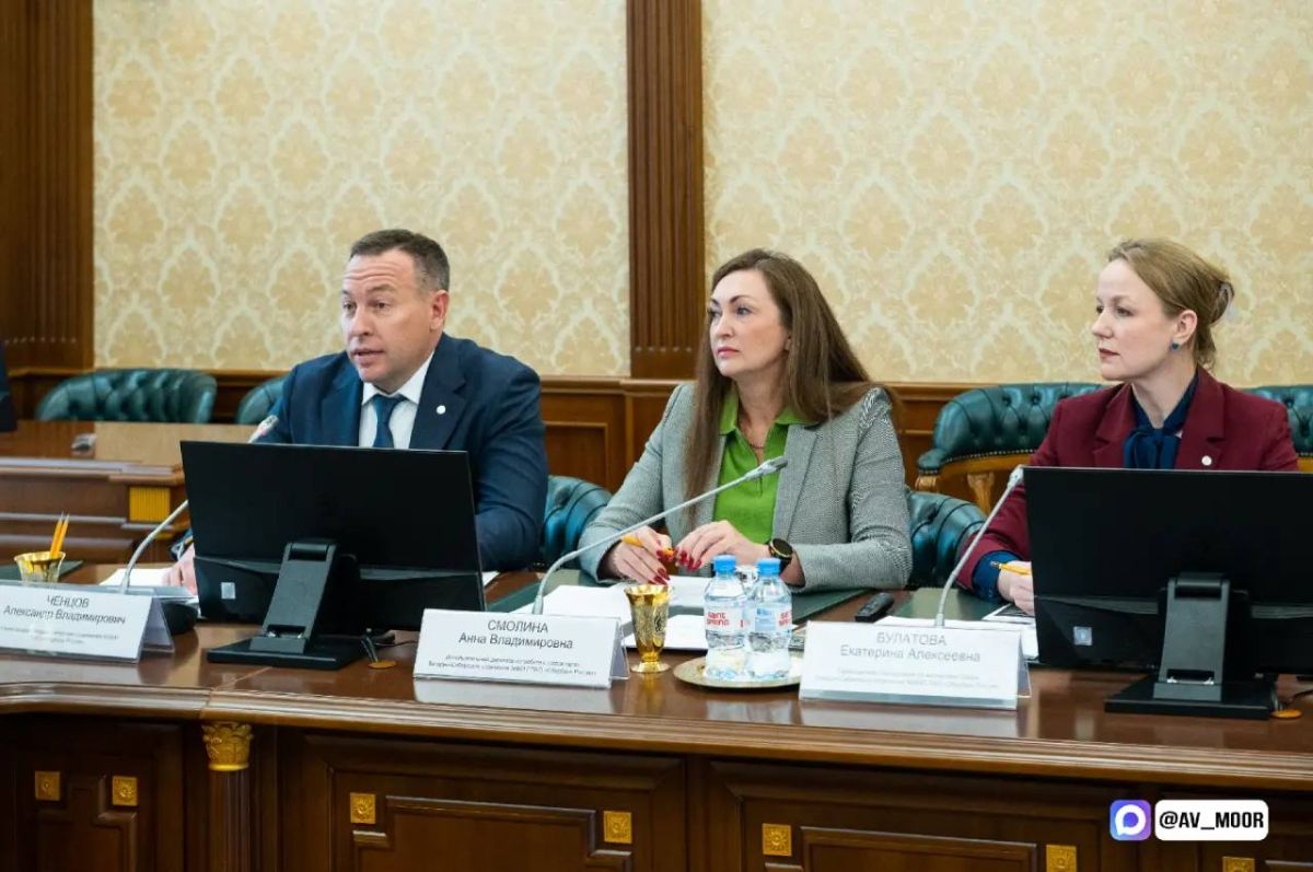Александр Моор: Реализацию важных для региона проектов обсудили с представителями Сбербанка Александр Моор: Реализацию важных для региона проектов обсудили с представителями Сбербанка