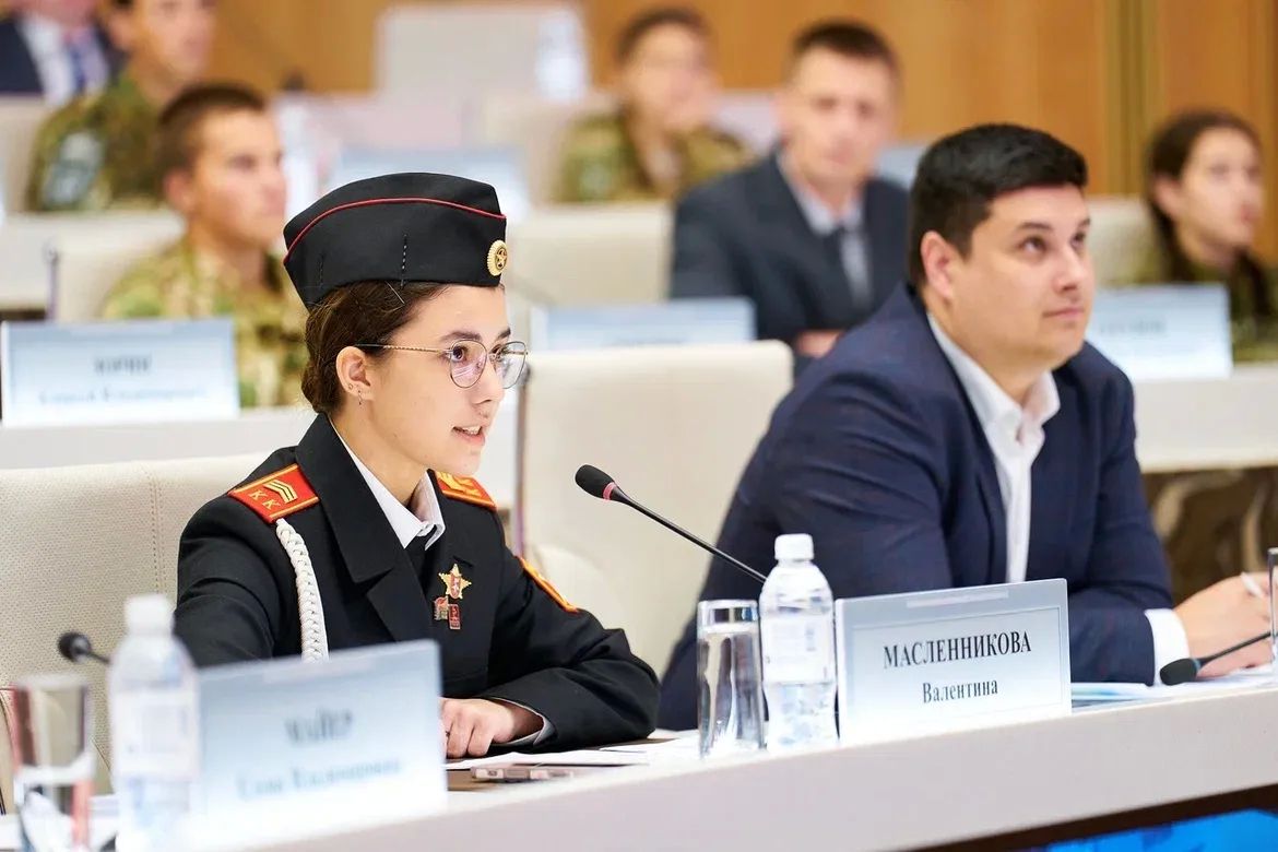 Руслан Кухарук: Провел заседание Координационного совета при Губернаторе Югры по взаимодействию с «Движением Первых» с участием руководителя Департамента регионального взаимодействия «Движения Первых» Ольги Викторовны... Руслан Кухарук: Провел заседание Координационного совета при Губернаторе Югры по взаимодействию с «Движением Первых» с участием руководителя Департамента регионального взаимодействия «Движения Первых» Ольги Викторовны...