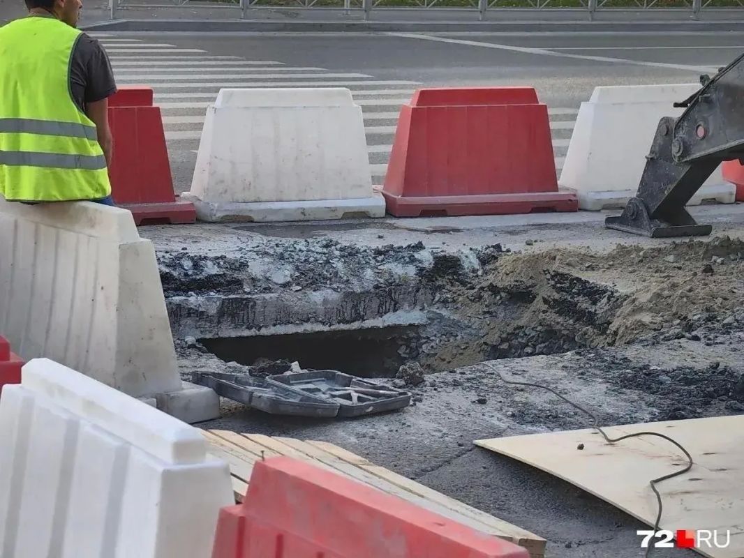 В Тюмени ограничено движение на улице Профсоюзной