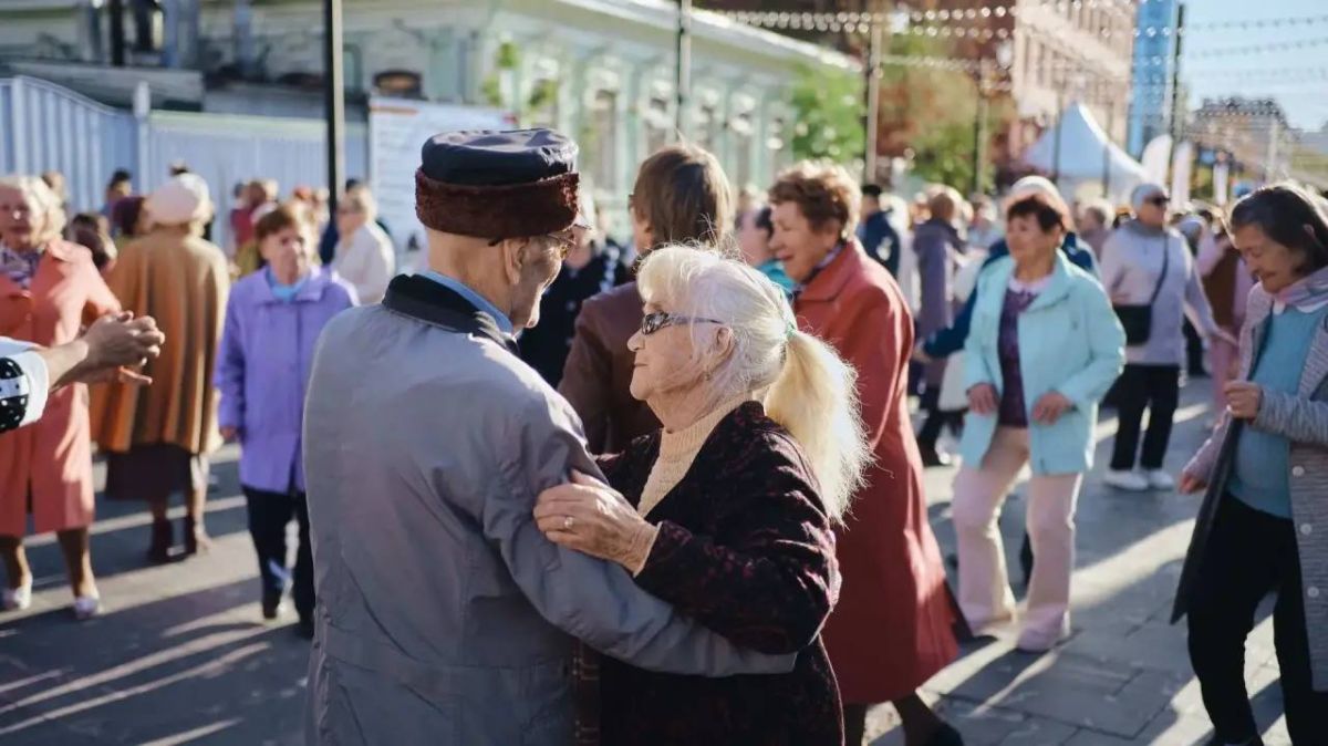 Александр Моор: В первый день октября отмечаем Международный день пожилых людей Александр Моор: В первый день октября отмечаем Международный день пожилых людей