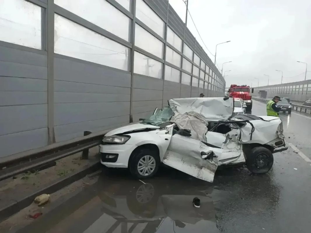 На автодороге Тюмень — Омск ДТП погиб водитель — мокрая дорога привела к трагедии