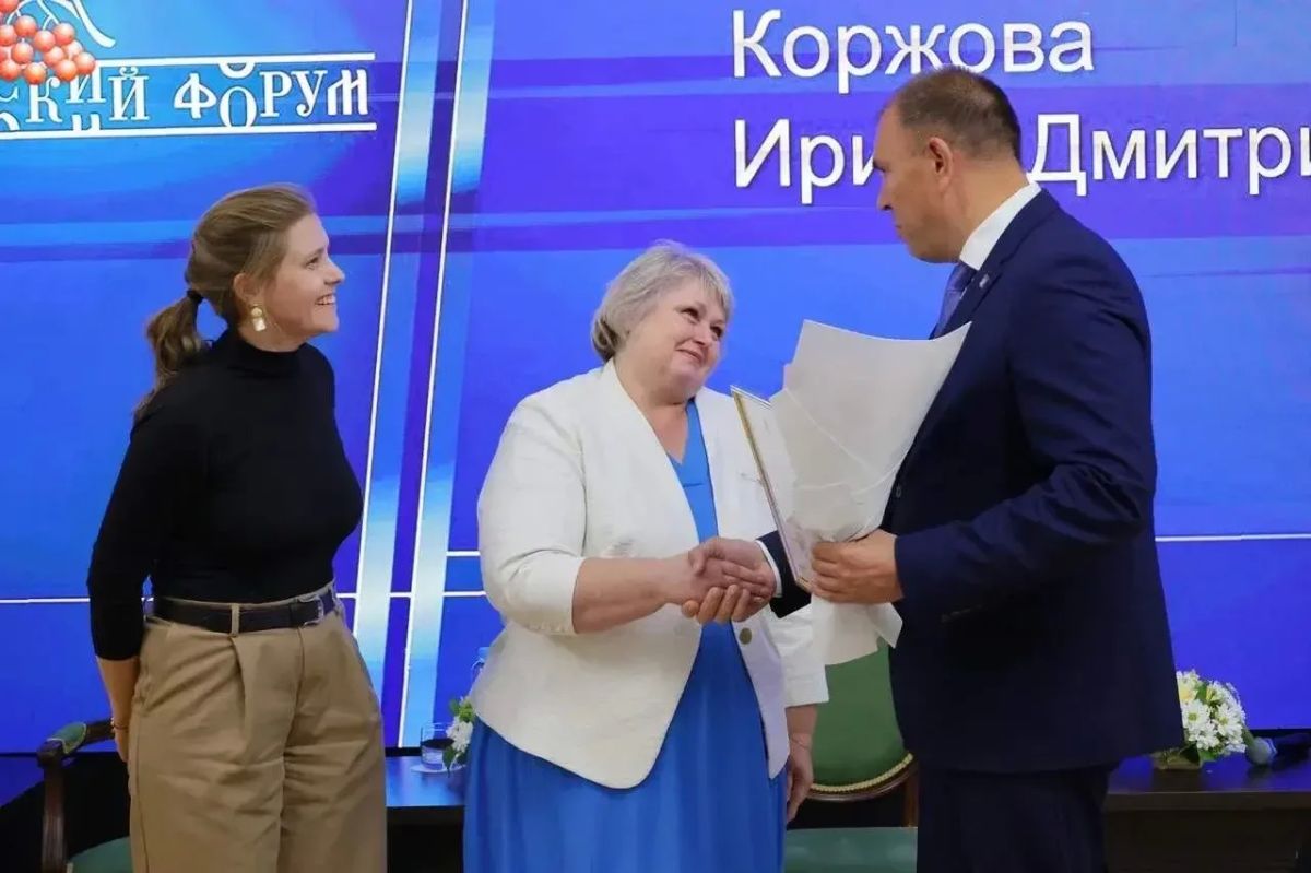 Дорогие наши учителя, наставники, ветераны педагогического труда! Сердечно поздравляю вас с Днём учителя! Дорогие наши учителя, наставники, ветераны педагогического труда! Сердечно поздравляю вас с Днём учителя!