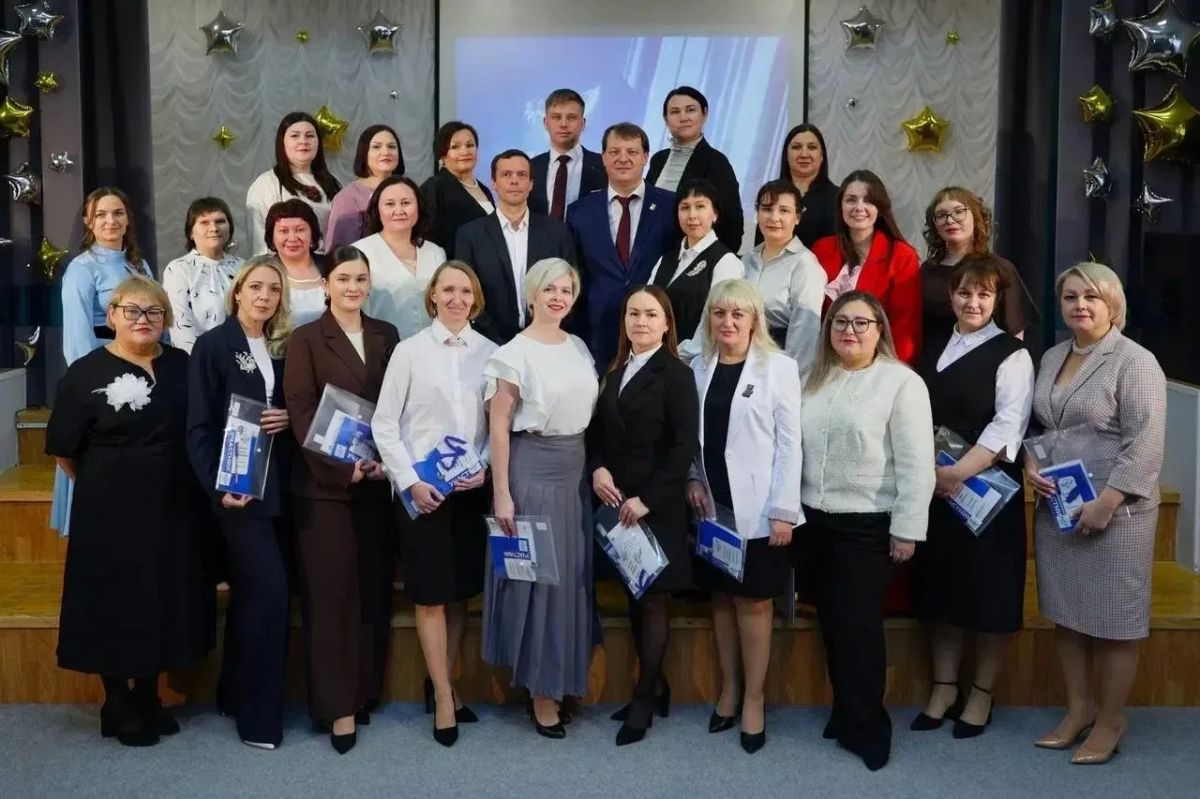 Дорогие наши учителя, наставники, ветераны педагогического труда! Сердечно поздравляю вас с Днём учителя! Дорогие наши учителя, наставники, ветераны педагогического труда! Сердечно поздравляю вас с Днём учителя!