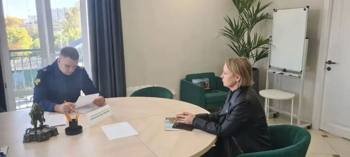 Прокурор Восточного административного округа г. Тюмени Денис Тамашакин провел личный прием граждан участников СВО и членов их семей в региональном филиале Государственного фонда поддержки участников СВО «Защитники...