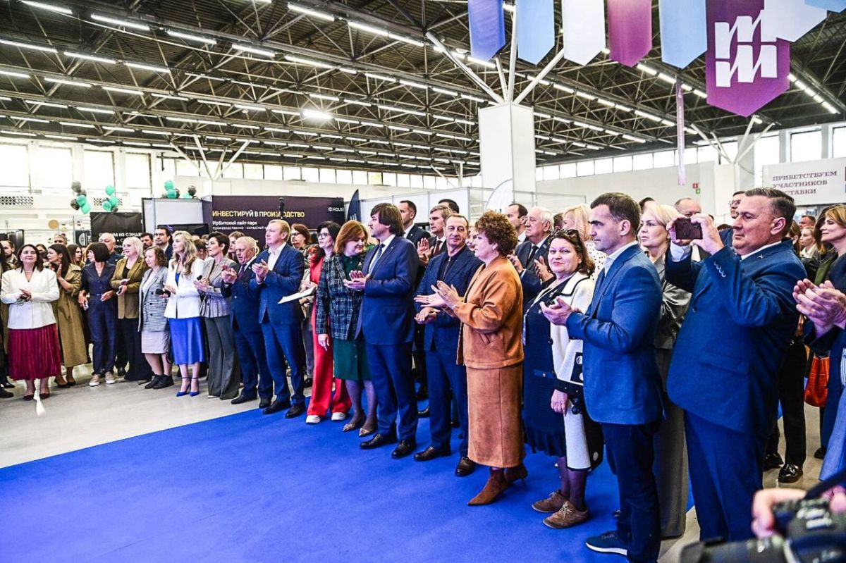 Более 1 180 деловых переговоров прошло за время работы XXIV выставки "Тюменская марка" в Выставочном зале Тюмени 2 и 3 октября Более 1 180 деловых переговоров прошло за время работы XXIV выставки "Тюменская марка" в Выставочном зале Тюмени 2 и 3 октября