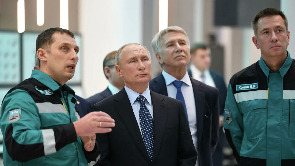 Сегодня день рождения у Президента России Владимира Владимировича Путина Сегодня день рождения у Президента России Владимира Владимировича Путина