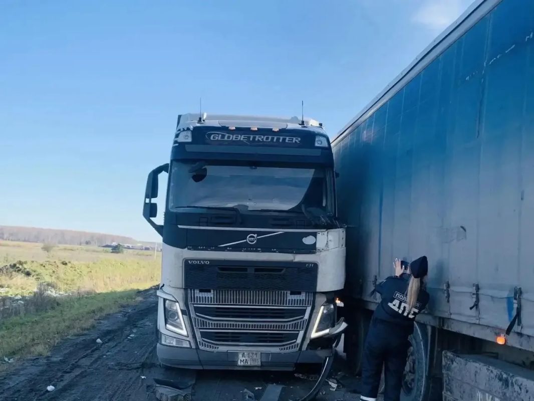Пешеход погиб в ДТП на трассе Тюмень — Екатеринбург Пешеход погиб в ДТП на трассе Тюмень — Екатеринбург