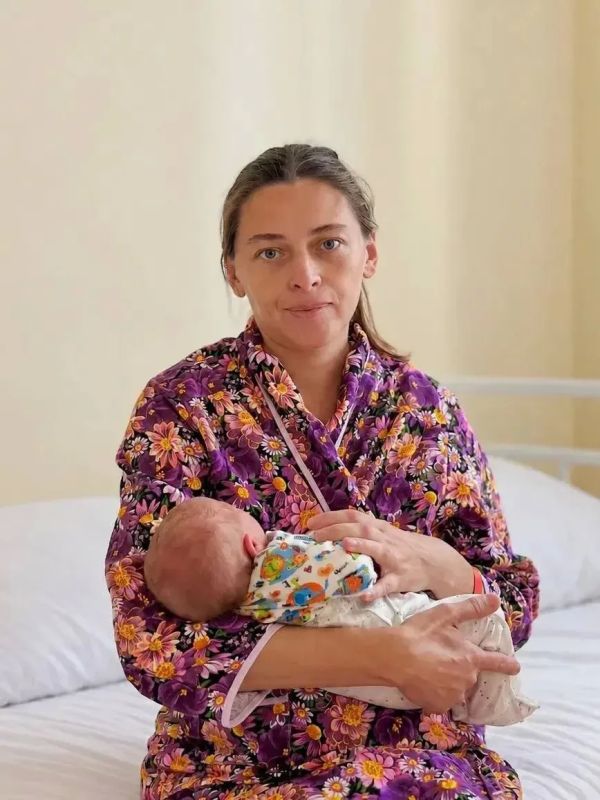 Тюменка стала мамой в 8-ой раз — малыш родился в родильном доме №3