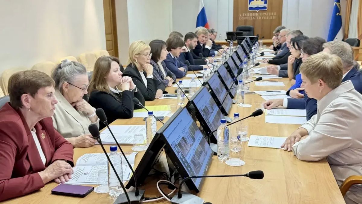 Максим Афанасьев: Провёл заседание политсовета Тюменского городского отделения «Единой России»