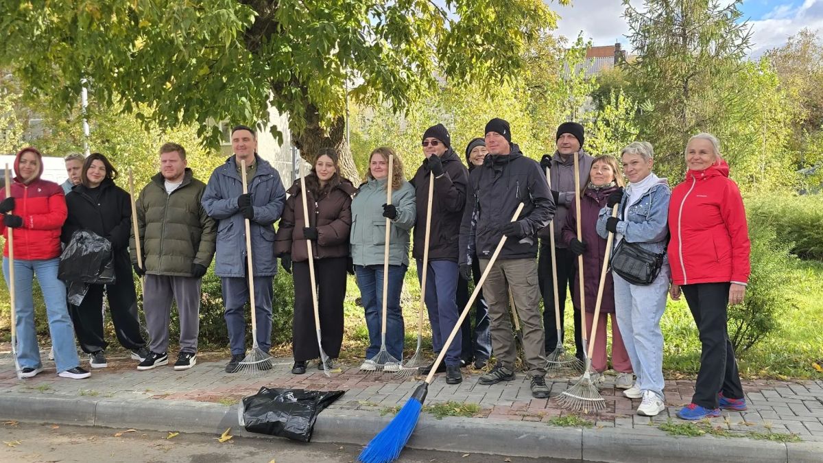 Большое дело в маленьком сквере на улице Щорса Большое дело в маленьком сквере на улице Щорса