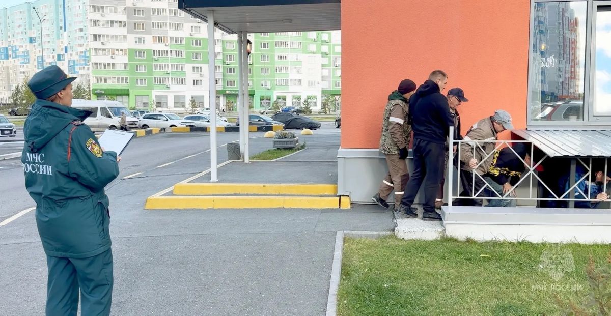 В Тюменской области подвели итоги командно-штабной тренировки по гражданской обороне В Тюменской области подвели итоги командно-штабной тренировки по гражданской обороне