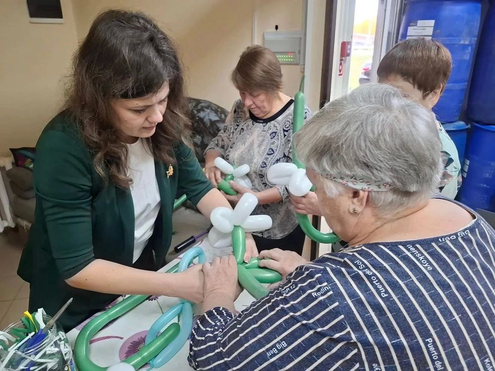 Активистки Женского клубного Кадрового центра «Работа России» по Уватскому муниципальному округу приняли участие в тёплых и полезных встречах в рамках проекта «Активное долголетие потюменски»! Активистки Женского клубного Кадрового центра «Работа России» по Уватскому муниципальному округу приняли участие в тёплых и полезных встречах в рамках проекта «Активное долголетие потюменски»!