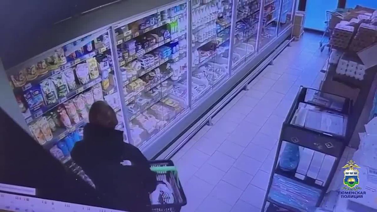 В полицию Тюмени поступило сообщение от представителя сетевого продуктового магазина, расположенного по улице Одесская