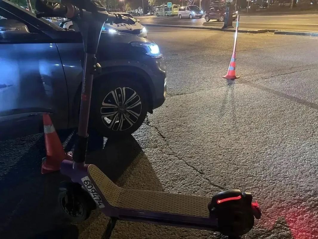 Две школьницы пострадали в ДТП с электросамокатом в Тюмени
