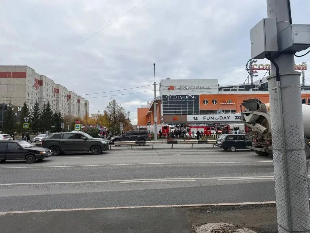 В ТРЦ «Солнечный» сработала пожарная сигнализация