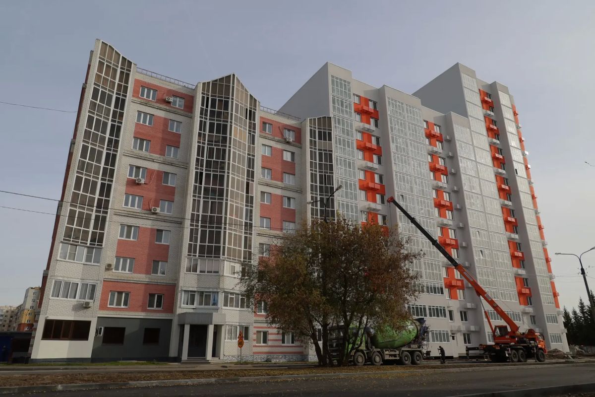Рабочий выезд на площадки строящихся МКД в микрорайоне 3Б и на улице Радищева