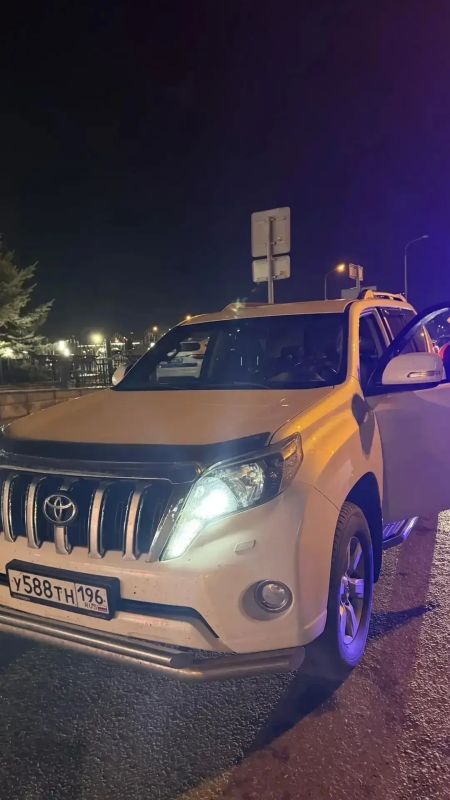 Накануне в центре Тюмени автоинспекторы провели рейд по проверке соблюдения ПДД Накануне в центре Тюмени автоинспекторы провели рейд по проверке соблюдения ПДД
