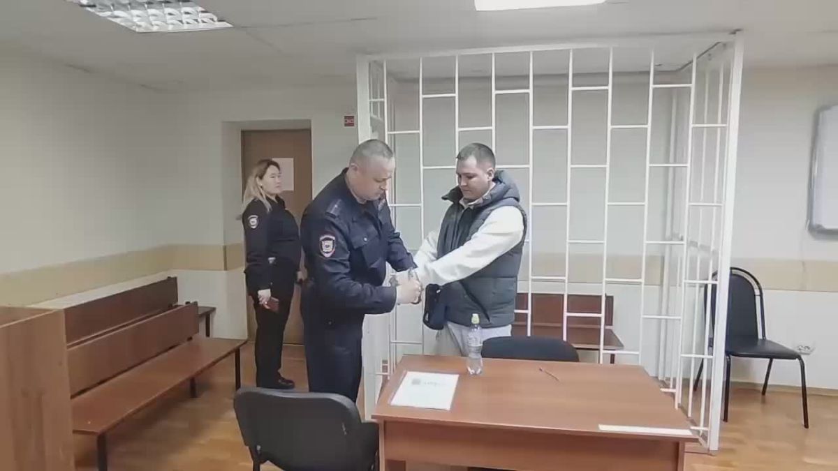 В Тобольске осуждён администратор абонентского терминала пропуска трафика СИМ – бокса