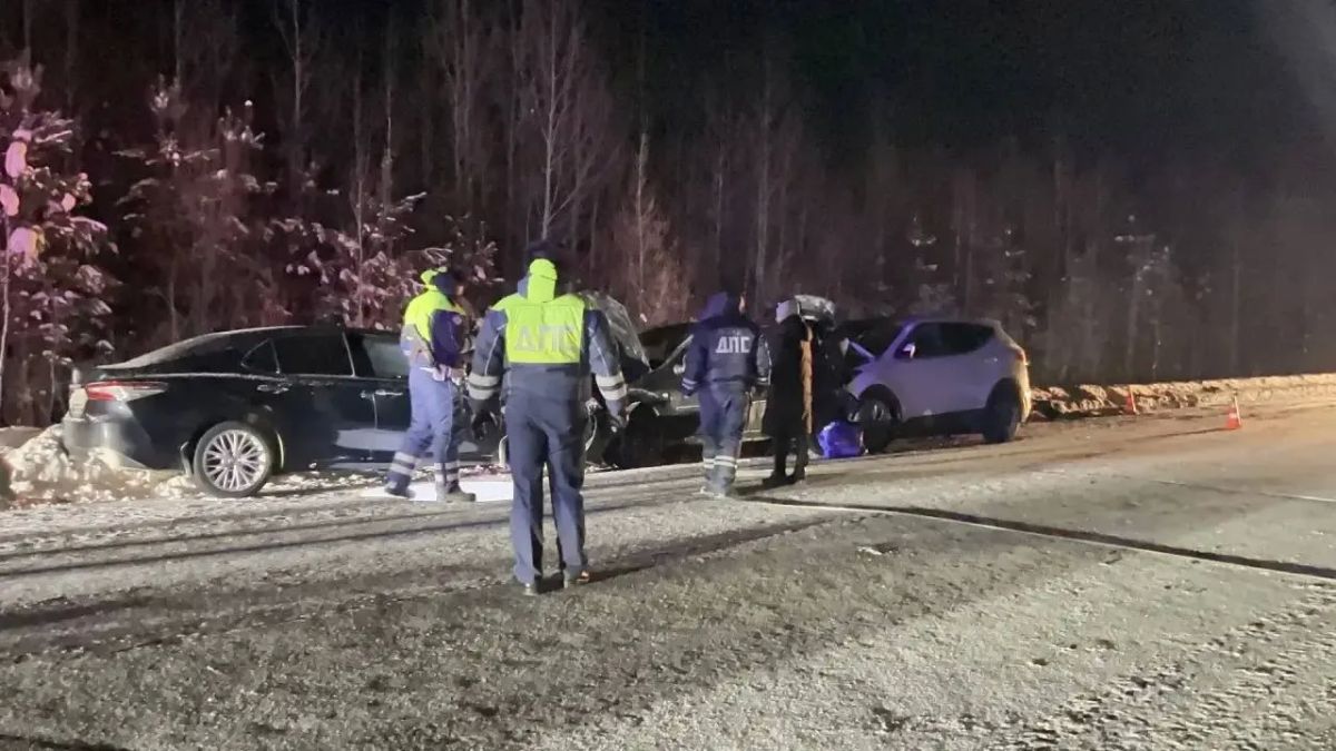 Водитель Hyundai, устроивший массовое ДТП, когда ехал из ХМАО в Екатеринбург, получил срок Водитель Hyundai, устроивший массовое ДТП, когда ехал из ХМАО в Екатеринбург, получил срок