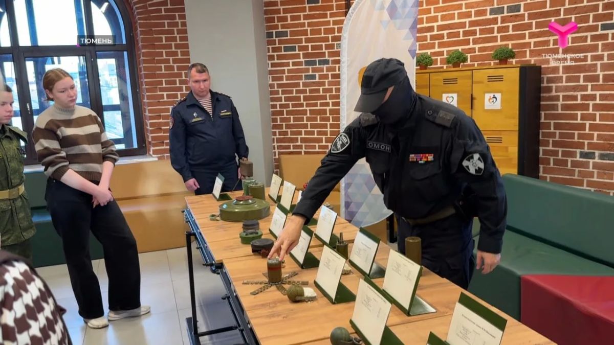 Тюмень впервые присоединилась к Всероссийской акции "Дни белых журавлей", посвящённой памяти павших воинов Тюмень впервые присоединилась к Всероссийской акции "Дни белых журавлей", посвящённой памяти павших воинов
