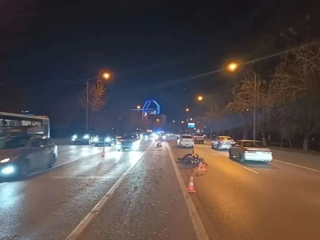 Юный питбайкер сбил пешехода — оба с травмами попали в больницу Юный питбайкер сбил пешехода — оба с травмами попали в больницу