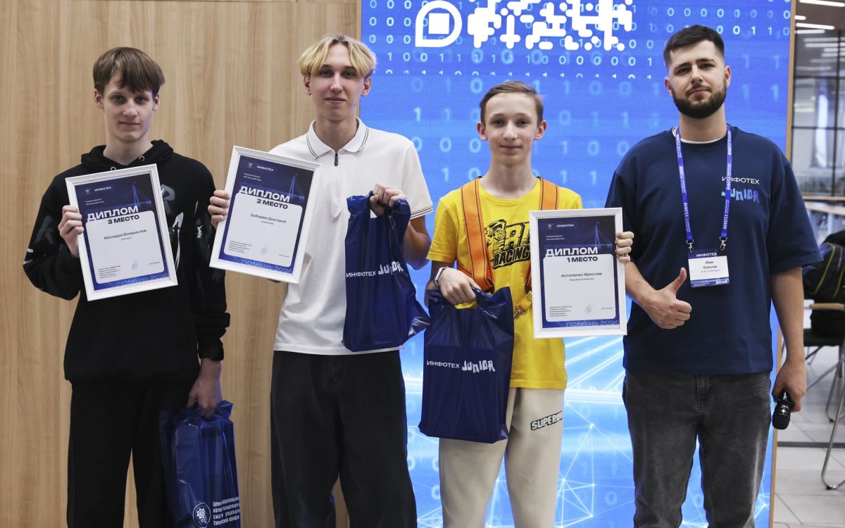 В Тюмени определили финалистов межрегионального конкурса «Game Jam» и соревнований «Битва роботов» В Тюмени определили финалистов межрегионального конкурса «Game Jam» и соревнований «Битва роботов»