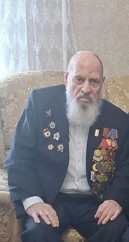 Максим Афанасьев: Сегодня исполняется 103 года нашему легендарному земляку, почётному гражданину Тюмени Михаилу Фёдоровичу Костюрину