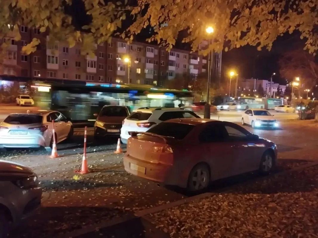 В Тюмени на парковке сбили мать с 4-летней девочкой